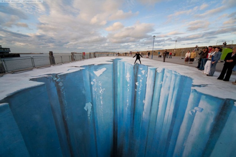 Anamorphic Illusion Art | Truly Inspiring Anamorphic Drawings by Artist ...