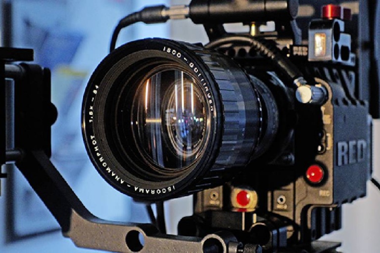 How Effectively Can Anamorphic Lense Used in Photography? Truly